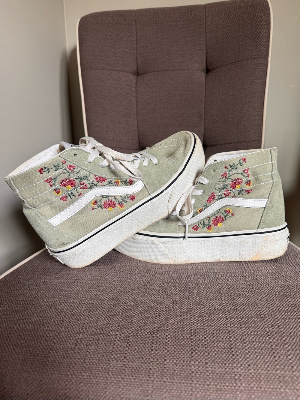 High-Top Floral Embroidered Platform Vans Sneakers